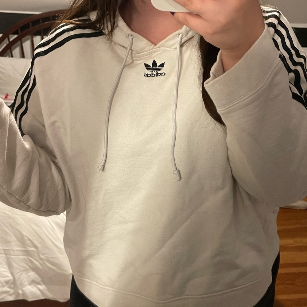 Cropped Adidas Sweatshirt